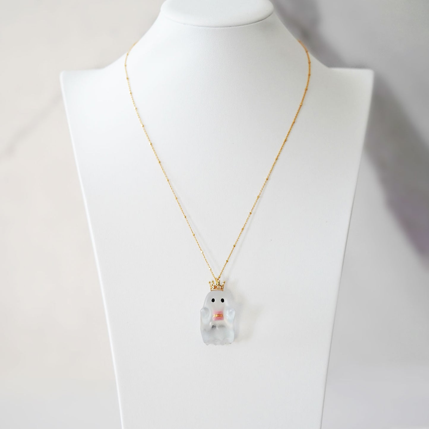 Ghost Necklace with Pink Macaron